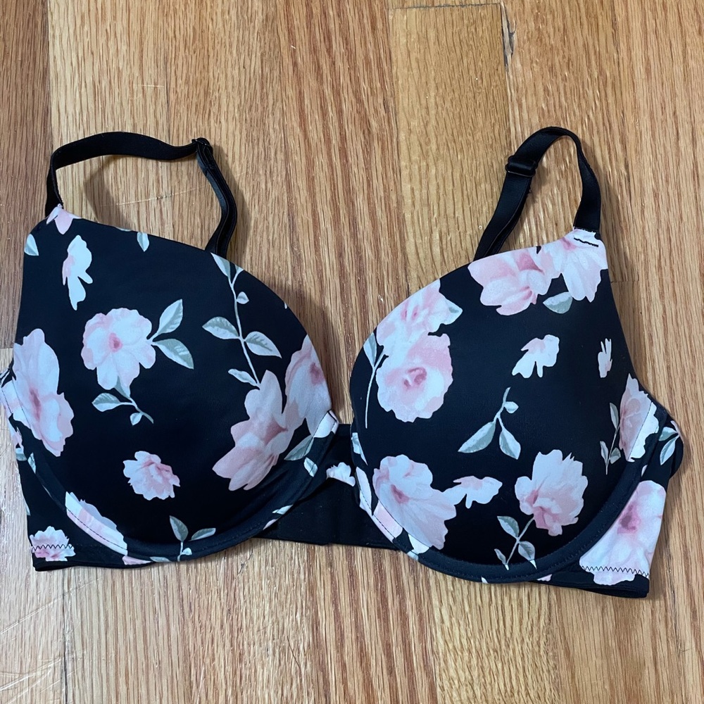 PINK Victoria Secret Floral Everywhere Push Up Bra